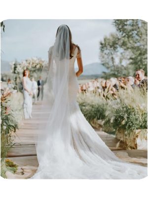 Bride Wedding Veil 1 Tier Long Bridal Cathedral Tulle Hair Accessories with Comb Wedding Veil Comb for Brides (59" W-118 L, White)